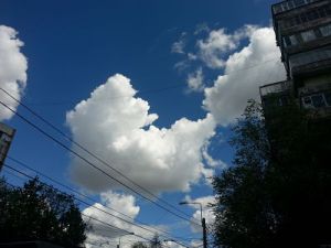 mopana-fluffy-clouds-02